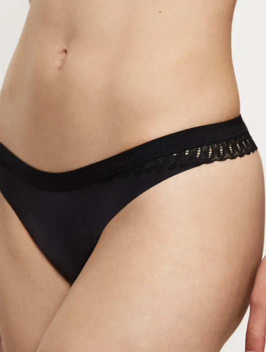 String Aura Spotlight