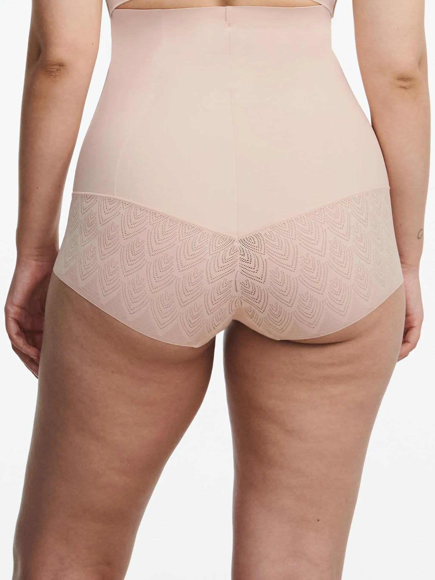 Culotte gainante taille très haute